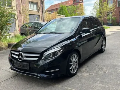 Gebraucht Mercedes B220 184 PS (135 kW) 2018 Schwarz Van / Kleinbus