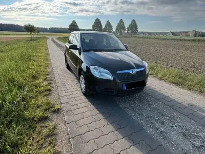Gebraucht Skoda Fabia Cool Edition 80 PS (58 kW) 2010 Schwarz Limousine