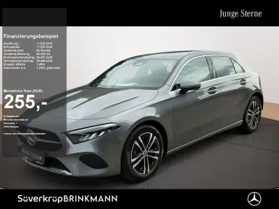Gebraucht Mercedes A200 Progressive 163 PS (119 kW) 2025 Grau Limousine