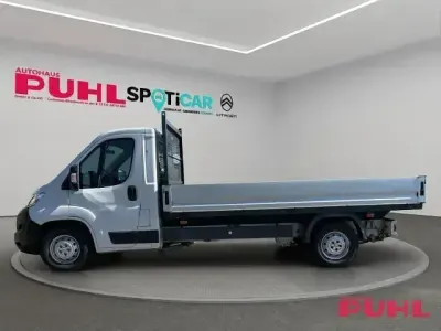 Gebraucht Citroën Jumper 140 PS (102 kW) 2021 Lackierung weiss icy/deckende lackierung Van / Kleinbus
