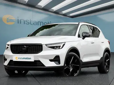 Gebraucht Volvo XC40 Plus 163 PS (119 kW) 2026 Weiß SUV