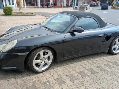 Begagnad Porsche Boxster 225 HK (165 kW) 2004 Andere farben Cab