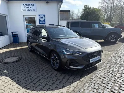 Neu Ford Focus ST-Line X 155 PS (114 kW) 2026 Grau Limousine