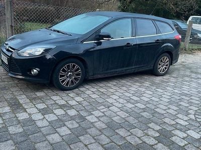 Gebraucht Ford Focus 115 PS (84 kW) 2014 Schwarz Limousine