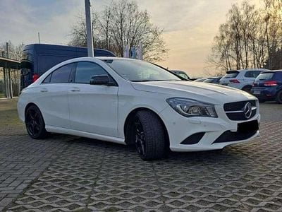 Gebraucht Mercedes CLA250 Night 211 PS (155 kW) 2013 Weiß Limousine