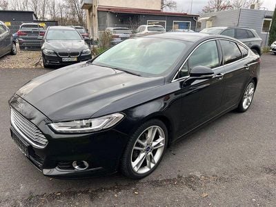 Gebraucht Ford Mondeo Titanium 179 PS (131 kW) 2015 Schwarz Limousine