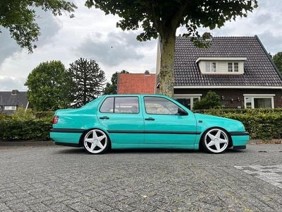 Gebraucht VW Vento GTI 90 PS (66 kW) 1992 Grün Limousine