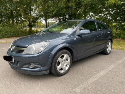 Opel Astra GTC