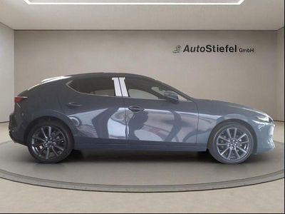 Gebraucht 2025 Mazda 3 Exclusive-Line | 29.991 € (Etwas zu teuer)