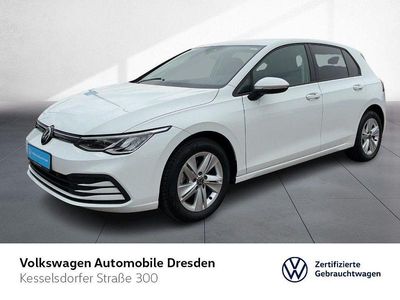 Gebraucht VW Golf VIII Life 110 PS (80 kW) 2023 Pure white Limousine