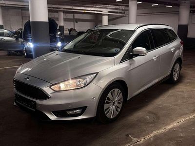 Gebraucht Ford Focus 120 PS (88 kW) 2018 Silber Kombi