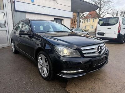 Gebraucht Mercedes C220 170 PS (125 kW) 2015 Schwarz Limousine