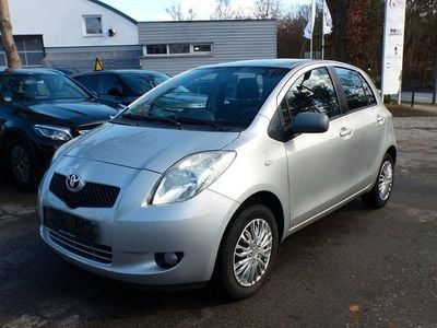 Gebraucht Toyota Yaris Sol 69 PS (50 kW) 2008 Silber Kleinwagen