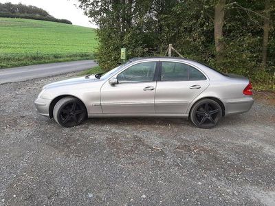 Mercedes E240