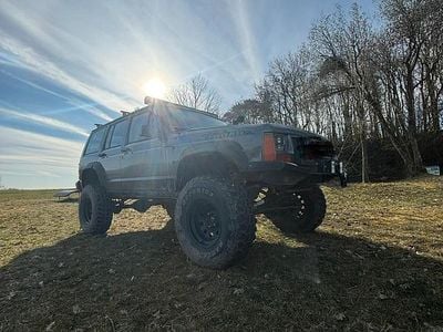 Gebraucht Jeep Cherokee 171 PS (125 kW) 1990 Grau SUV