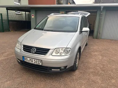 Gebraucht VW Touran 140 PS (102 kW) 2005 Silber Van / Kleinbus