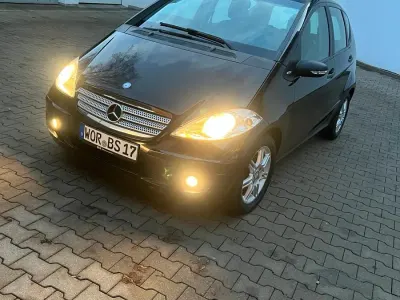 Używany Mercedes A160 Edition 85 KM (62 kW) 2007 Czarny Hatchback