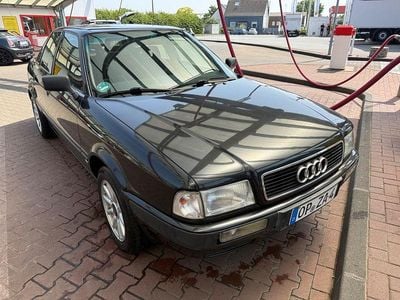 Gebraucht Audi 80 90 PS (66 kW) 1992 Schwarz Limousine