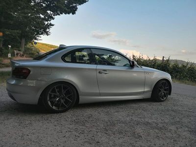 gebraucht BMW 123 Coupé d -E82 M-Paket -AHK -Xenon H&K-LCI