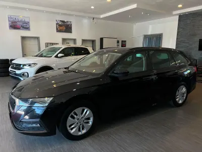 Gebraucht Skoda Octavia 150 PS (110 kW) 2022 Schwarz Kombi