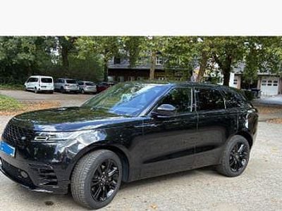 Second-hand Land Rover Range Rover Velar R-Dynamic 204 CP (150 kW) 2022 Negru SUV