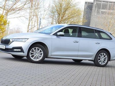 Gebraucht Skoda Octavia Ambition 150 PS (110 kW) 2022 Silber Kombi