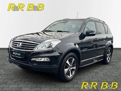 Schwarz Gebraucht 2018 Ssangyong (KGM) Rexton Sapphire SUV | 10.980 €