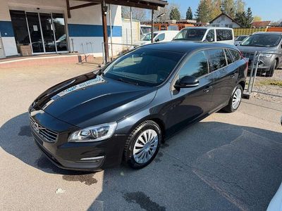 Second-hand Volvo V60 Business Edition 163 CP (119 kW) 2015 Negru Break