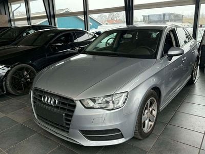 Gebraucht Audi A3 Attraction 110 PS (80 kW) 2014 Silber Limousine
