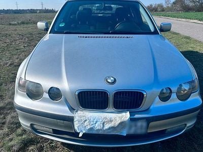 Gebraucht BMW 316 115 PS (84 kW) 2002 Silber Coupé