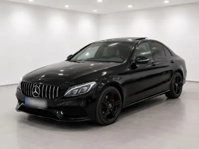 Gebraucht Mercedes C180 AMG 156 PS (114 kW) 2015 Schwarz Limousine