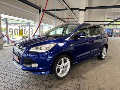 Blau Gebraucht 2016 Ford Kuga Individual SUV | 10.900 € (Fairer Preis)