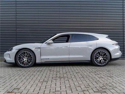 Gebraucht Porsche Taycan Sport Turismo 319 kW (435 PS) 2025 Weiss Limousine