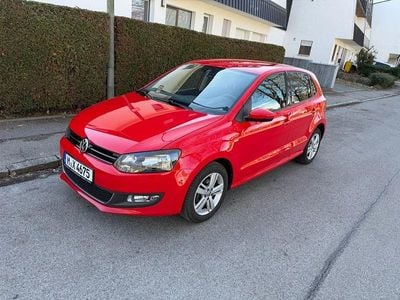 Gebraucht VW Polo Life 90 PS (66 kW) 2014 Rot Kleinwagen