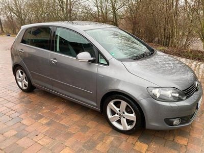 Gebraucht VW Golf VII Life 122 PS (89 kW) 2013 Grau Limousine