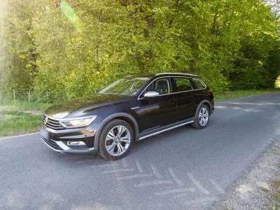 Second-hand VW Passat 150 CP (110 kW) 2015 Negru Berlinǎ