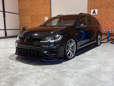 Second-hand VW Golf VII R 382 CP (280 kW) 2017 Negru Break