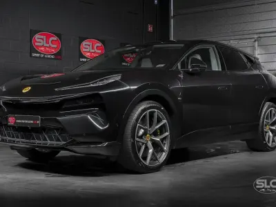 Usata Lotus Eletre 450 kW (612 CV) 2023 Nero SUV