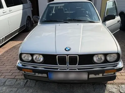 Brugt BMW 318 105 HK (77 kW) 1986 Sølv Sedan