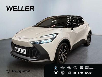 Neu Toyota C-HR 140 PS (102 kW) 2025 Platinumweiss perleffekt/schwarz SUV