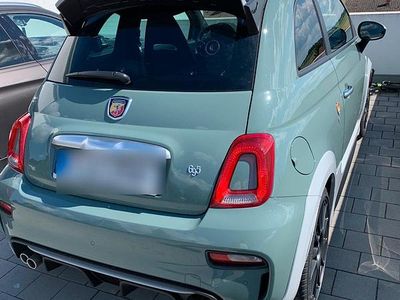 Gebraucht Abarth 695 201 PS (147 kW) 2019 Grün Kleinwagen