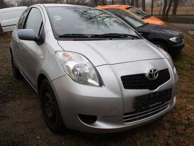 gebraucht Toyota Yaris 1,0-l-VVT-i Cool