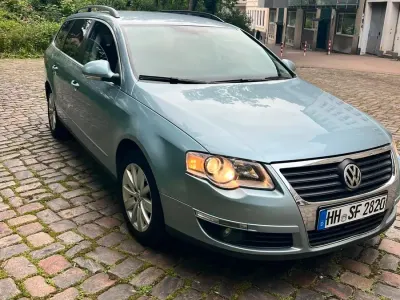 Gebraucht VW Passat 140 PS (102 kW) 2006 Blau Kombi