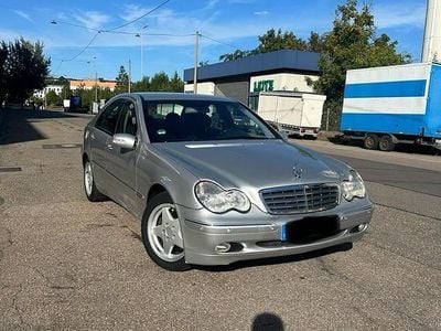 Mercedes C240