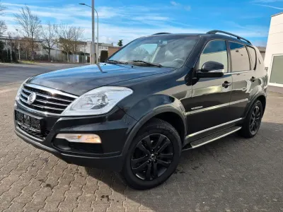 Gebraucht SsangYong Rexton 156 PS (114 kW) 2014 Schwarz SUV