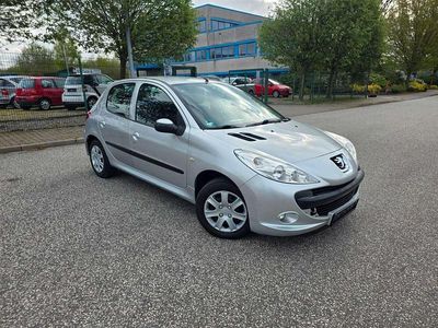 Gebraucht Peugeot 206 Basis 60 PS (44 kW) 2009 Silber Limousine