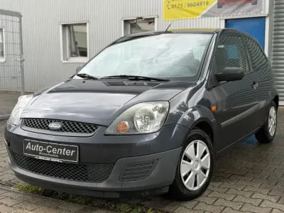 Gebraucht Ford Fiesta Ambiente 60 PS (44 kW) 2006 Grau Kleinwagen