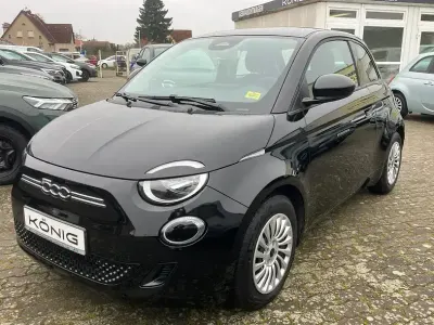 Second-hand Fiat 500e 86 kW (118 CP) 2023 Negru Berlinǎ