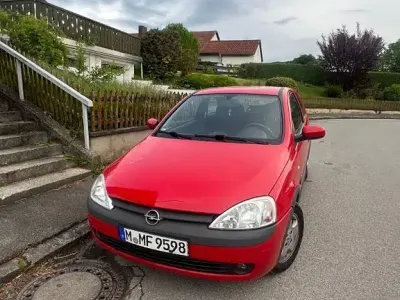 Używany Opel Corsa 75 KM (55 kW) 2002 Czerwony Hatchback