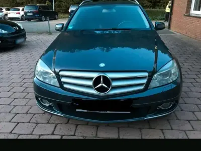 Gebraucht Mercedes 220 170 PS (125 kW) 2008 Grau Kombi